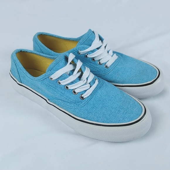 Mossimo Supply Co. Shoes - Mossimo Canvas Shoes Sz 8 Light Aqua